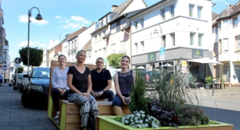 Neue Sitzmöbel sollen in Siegburg zum Verweilen einladen